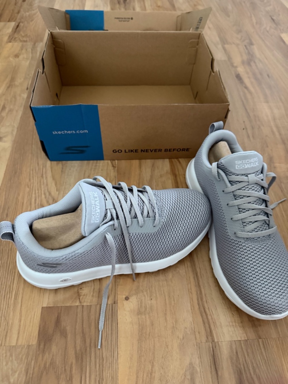 Skechers GOwalk Men's Light Gray Mesh Sneakers